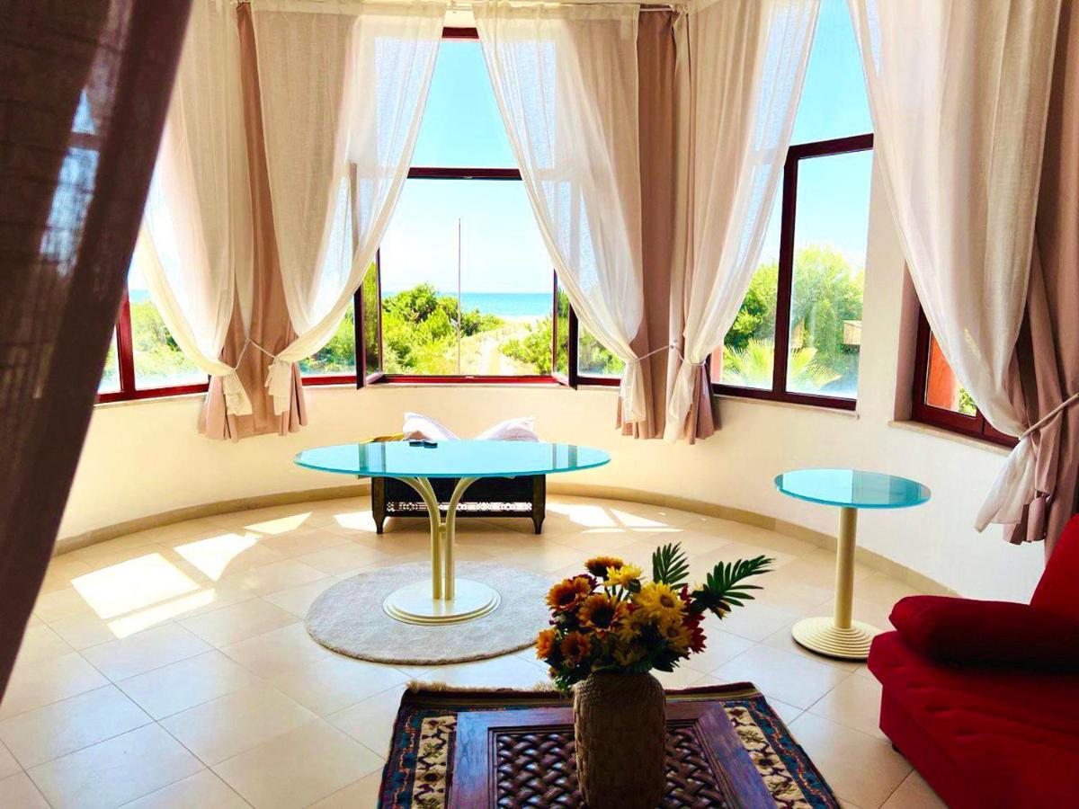 Regina Del Mare Holiday Apartments ตีร์เรเนีย ภายนอก รูปภาพ